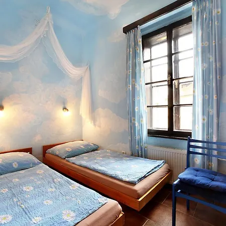 Merlin Hostel *